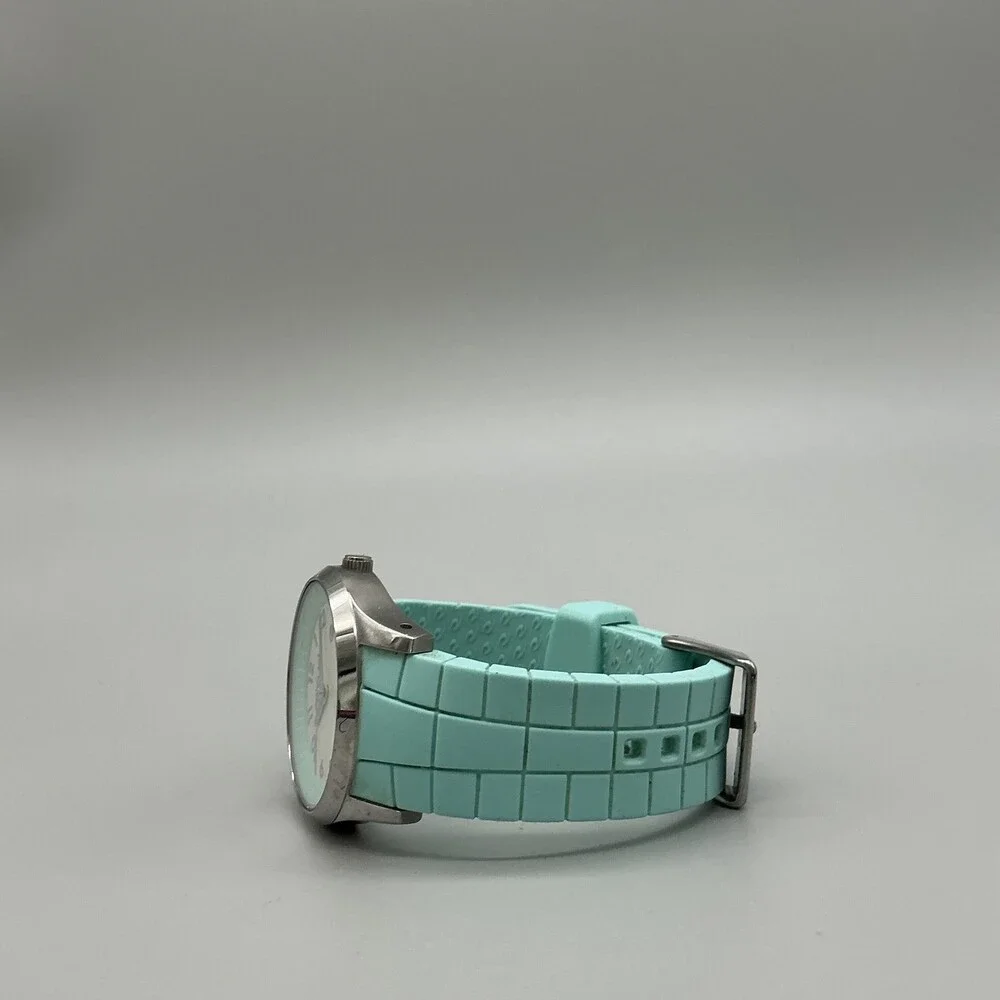 Rip Curl Echo Womens Watch 33mm Silver Tone Aqua Rubber Surf Date New Battery